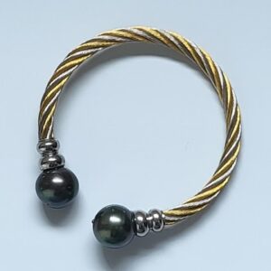 TB 1 Simply gorgeous woven cable and Tahitian Black Pearl bracelet.