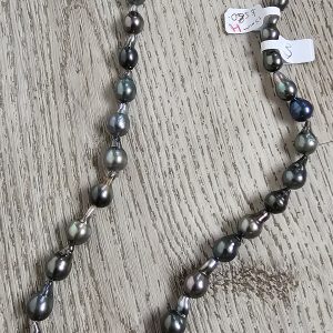 TStrand5 Big Baroque necklace.